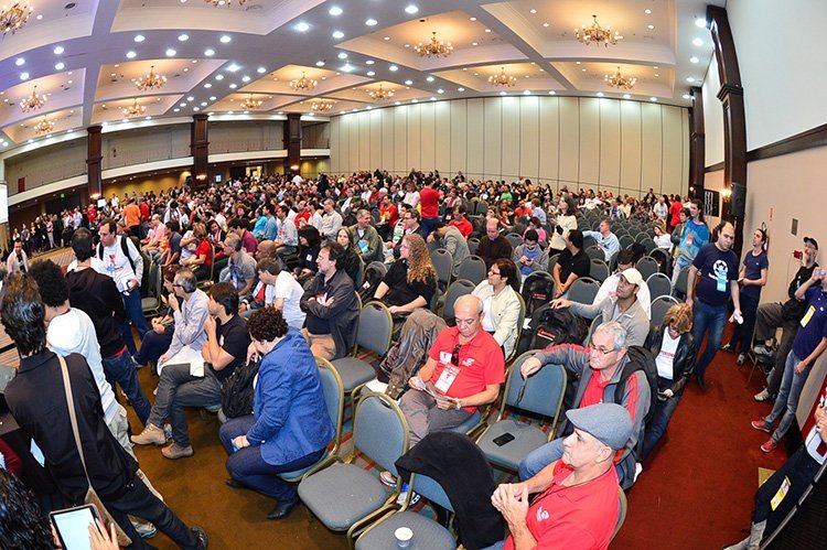 Conferência Nacional define minuta de reivindicações com disputa acirrada de índice, fechado em 12,5%