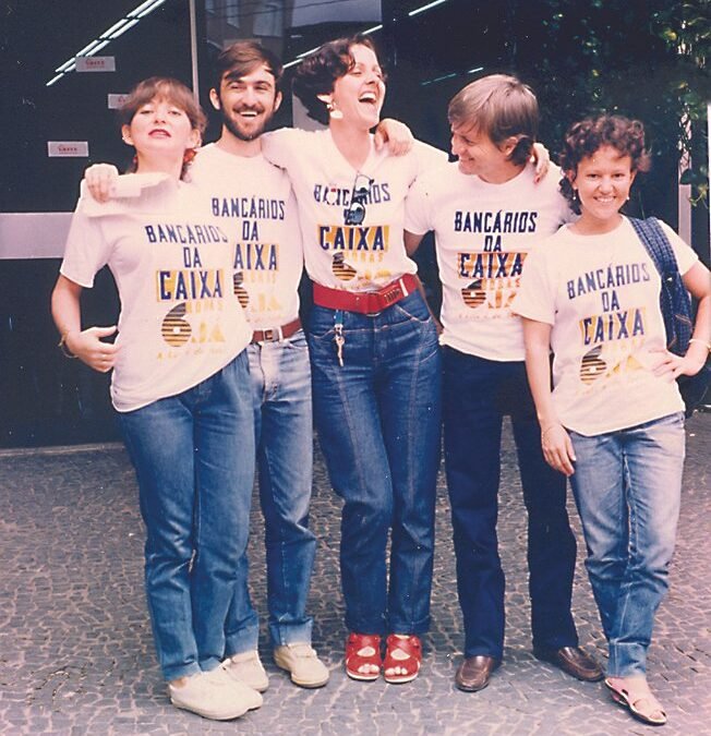 Há 29 anos, bancários e bancárias da Caixa conquistaram jornada de seis horas, em greve histórica