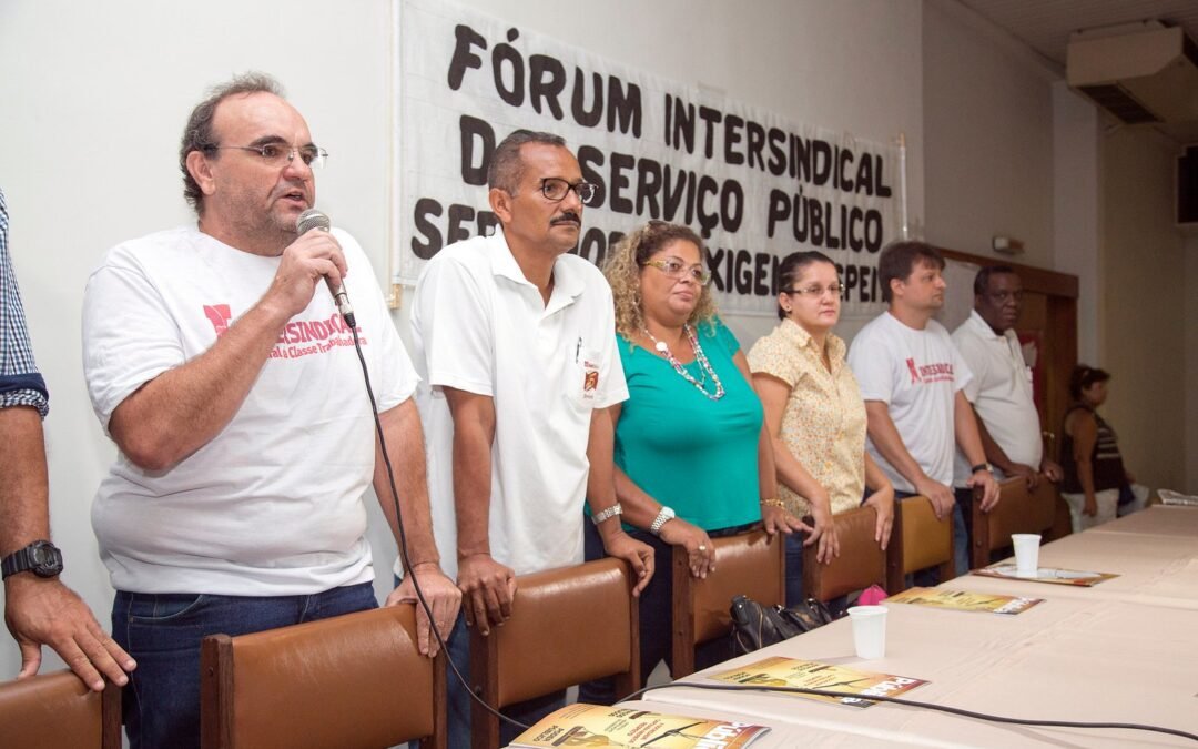 Sindicato dos Bancários/ES participa de lançamento do Fórum Intersindical do Serviço Público