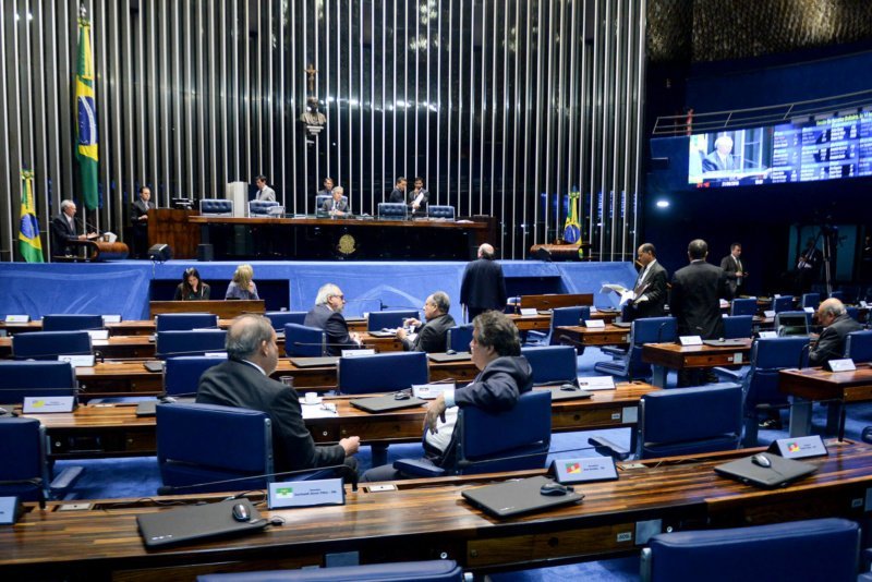 Estatuto das Estatais é aprovado com emenda que abre conselhos ao mercado