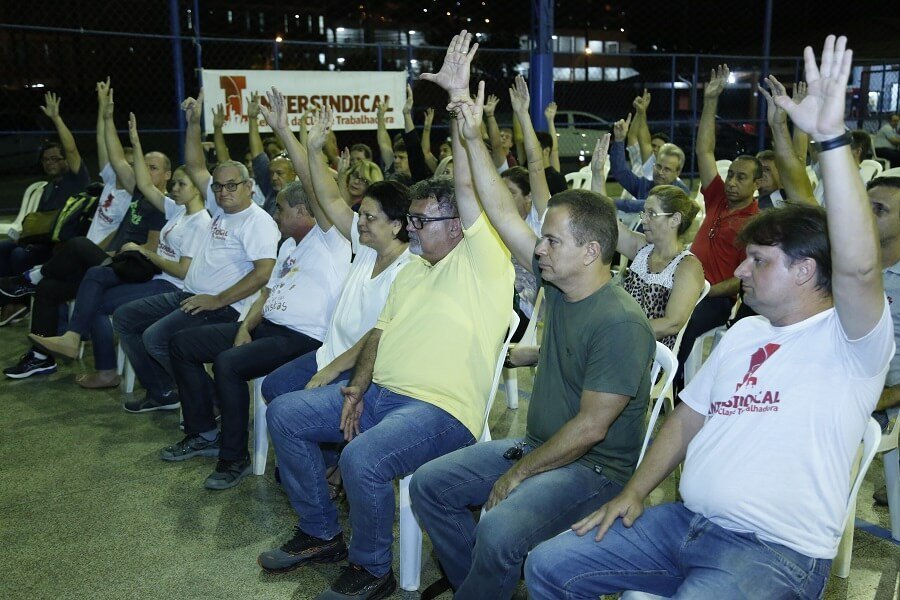 Assembleia aprova devolução do imposto sindical aos filiados