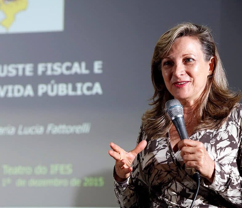 Entrevista com Maria Lúcia Fattorelli: A Contrarreforma da Previdência