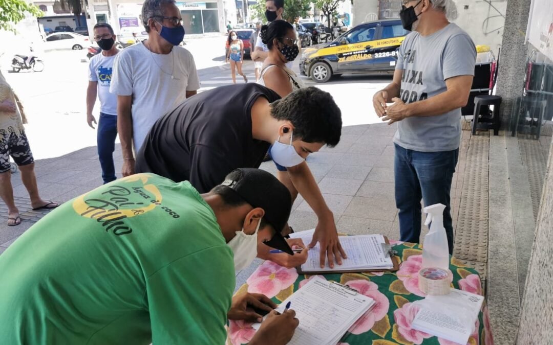 Bancários fazem novos protestos contra fechamento de agências do BB