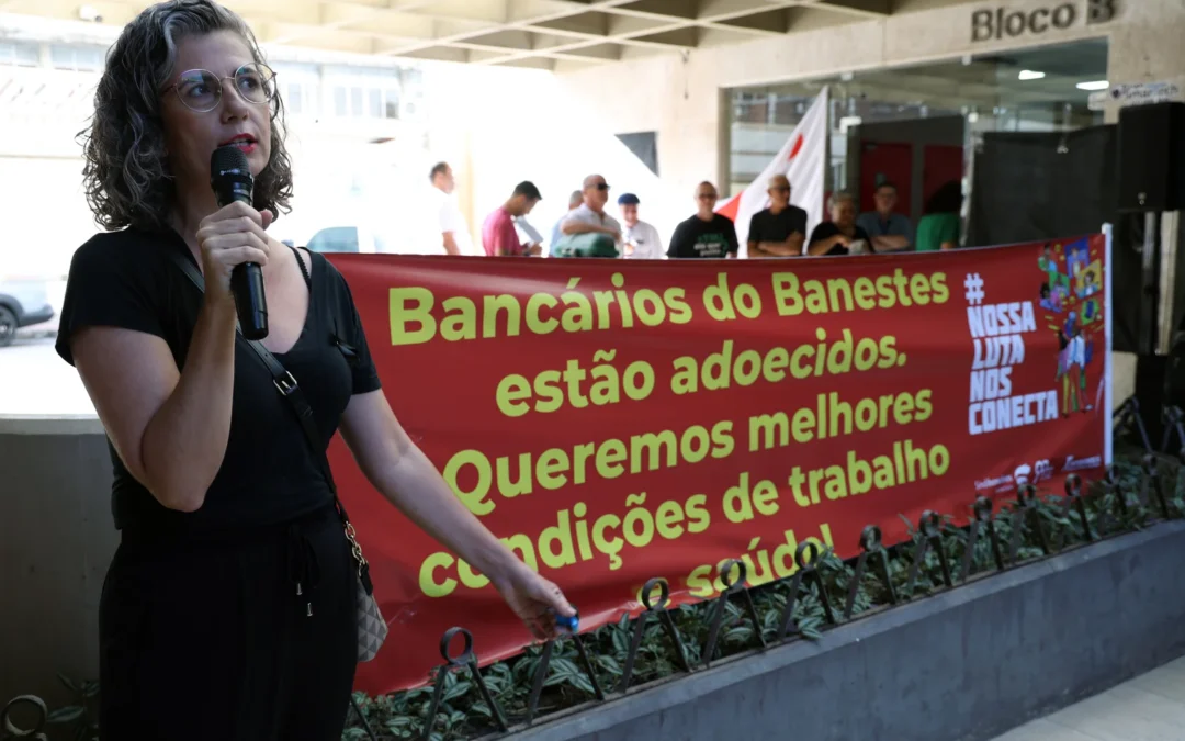 Manifestação no Palas Center exige que banestianos sejam respeitados
