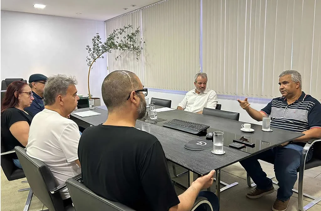 Assembleia nesta quarta vota proposta do Bandes