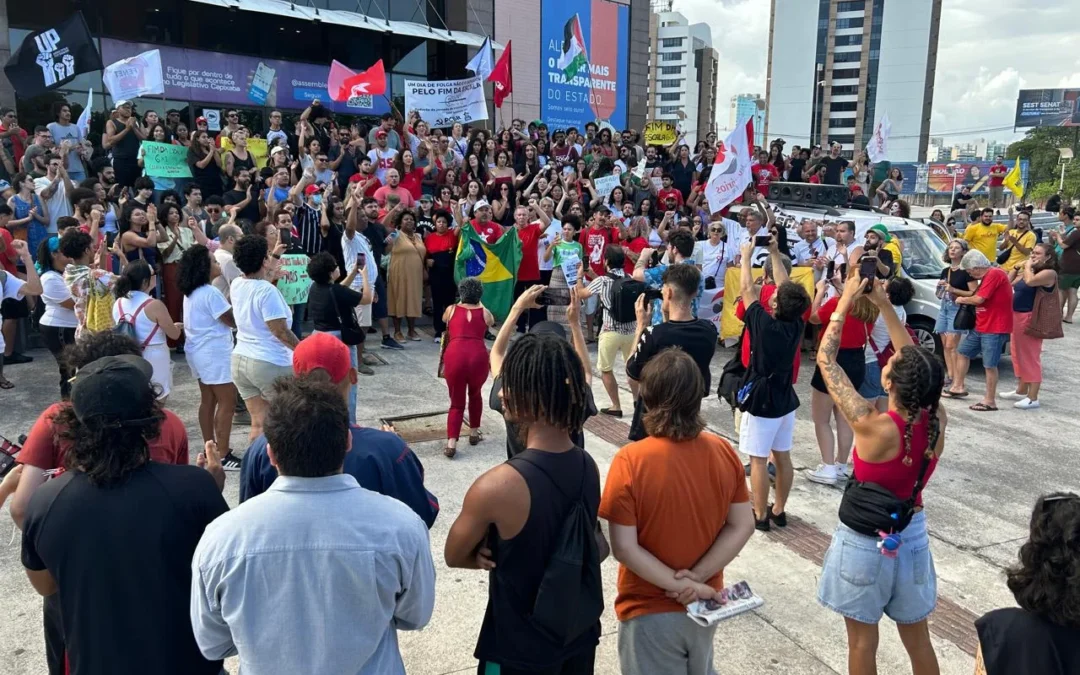 Ato pelo fim da escala 6X1 une classe trabalhadora contra opressão do capital