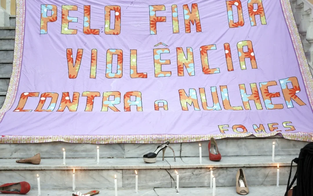 Violência: às vezes escancarada, às vezes sutil, mas sempre bárbara