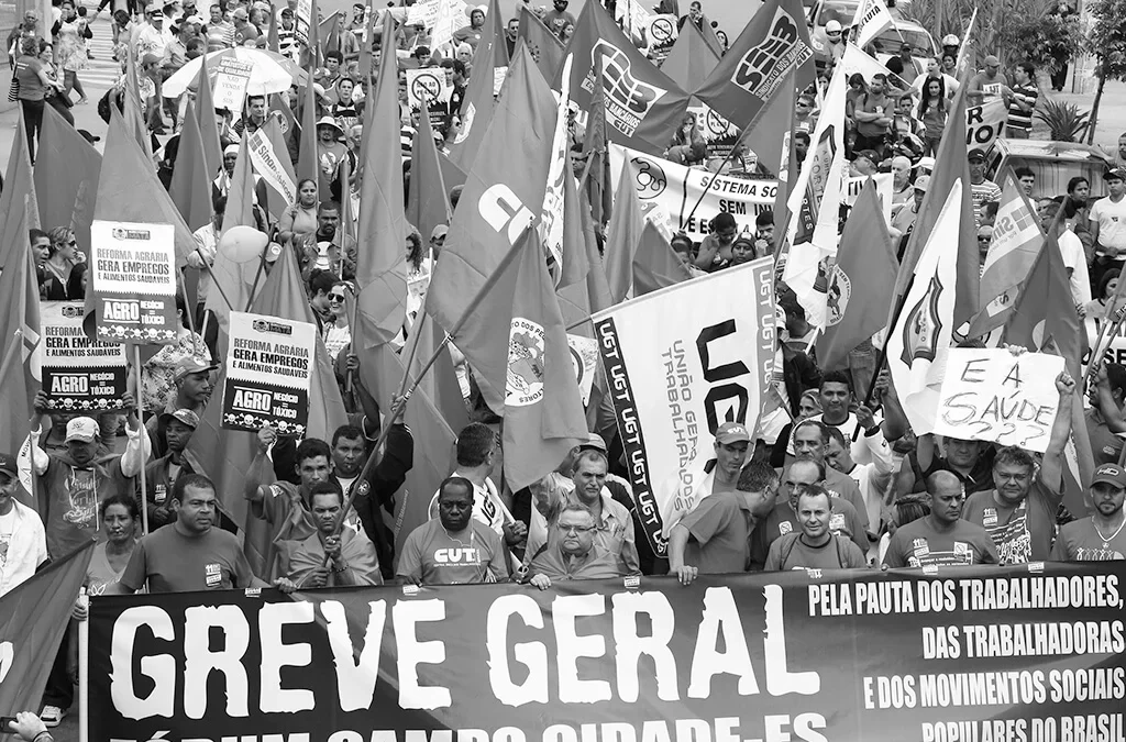 Exposição 90 anos Sindibancários: reservas de ingressos esgotadas; aberta lista de espera