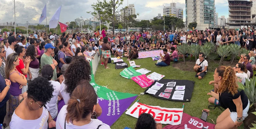 Levante Mulheres Vivas coloca milhares nas ruas contra o feminicídio no Brasil