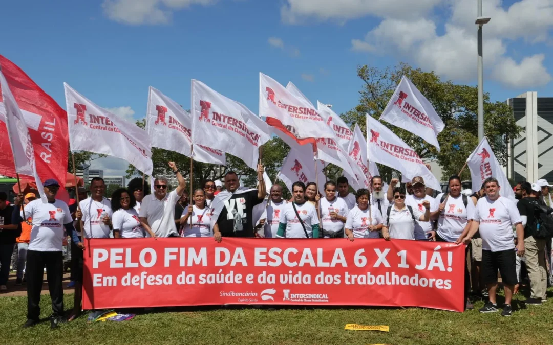 Sindicato participa da Marcha da Classe Trabalhadora em Brasília