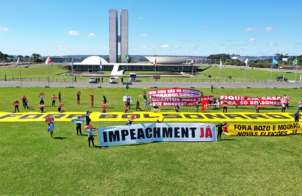 Mais de 400 entidades entram com pedido coletivo de impeachment contra Bolsonaro