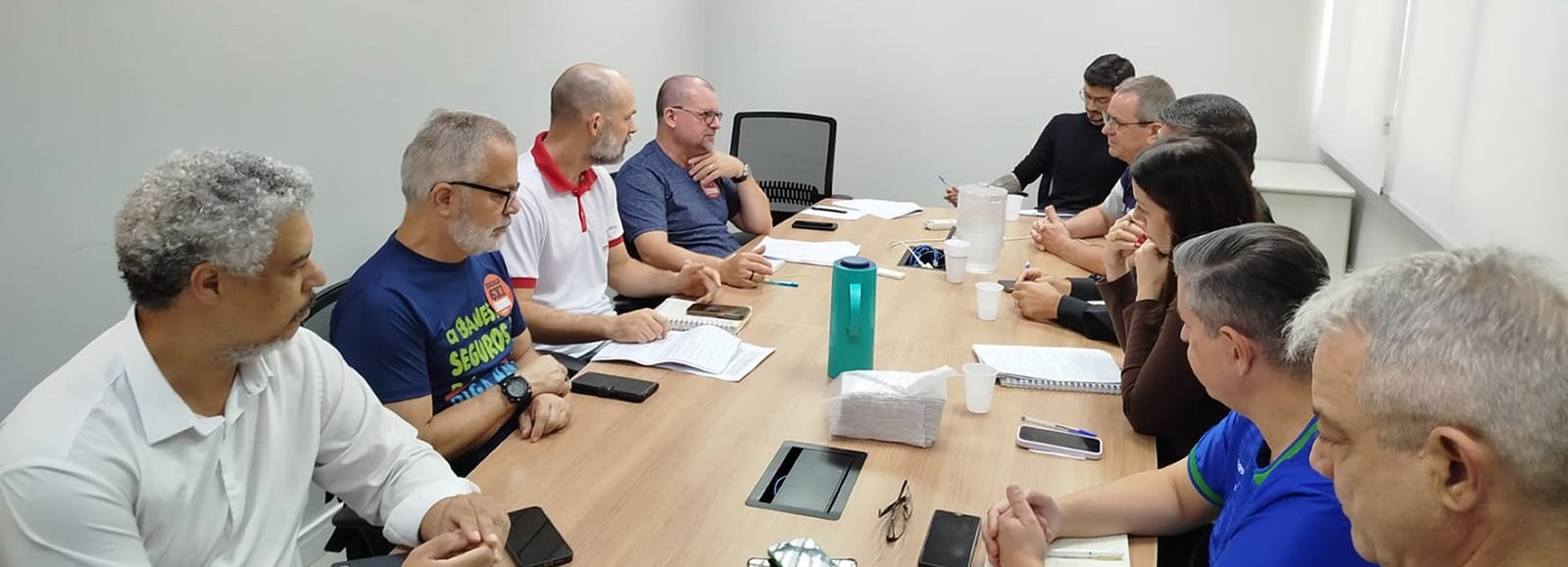 Banestes não dá retorno sobre cláusulas econômicas e negociações não avançam