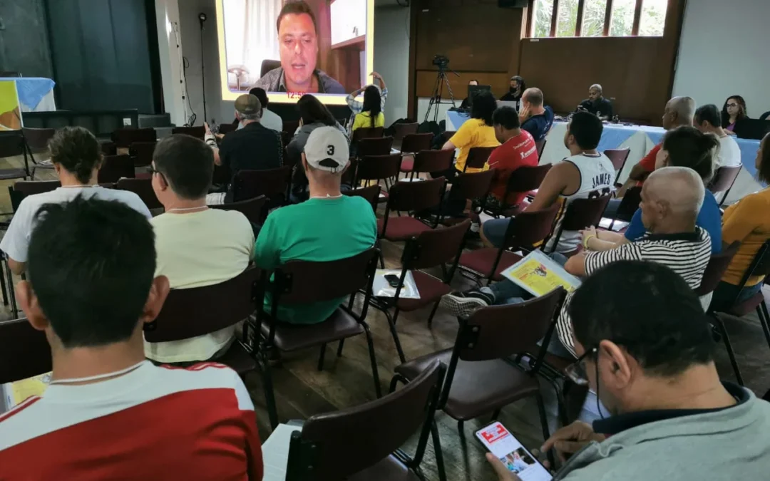 Bancários debatem sobre teletrabalho e combate ao adoecimento psíquico
