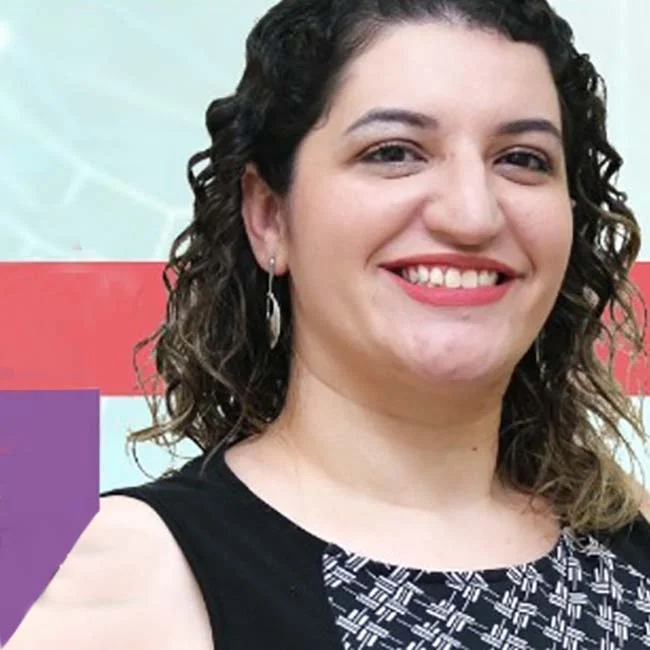 Bancários reelegem Débora Fonseca para o Caref
