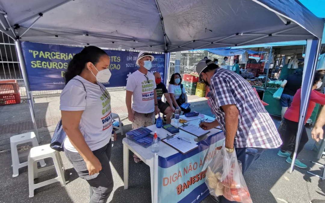 Sindicato foi à feira em Jardim da Penha dialogar com população sobre a Banestes Seguros