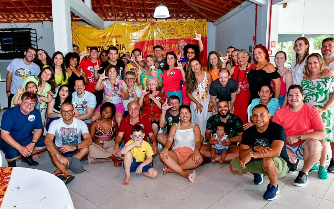 Festa em Colatina encerra comemorações do Dia do Bancário