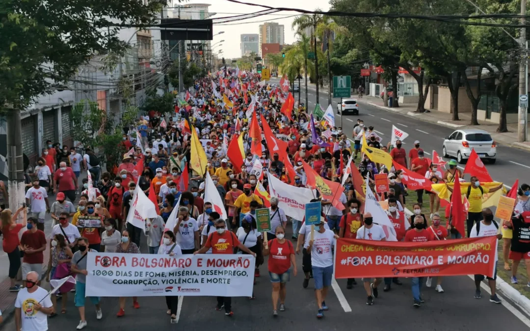 Vitória tem novo ato pedindo #ForaBolsonaroeMourão