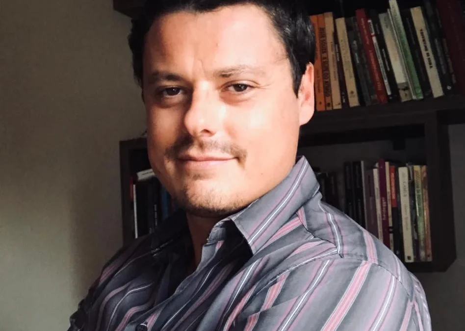 “Metas desumanizam e adoecem”, diz psicólogo