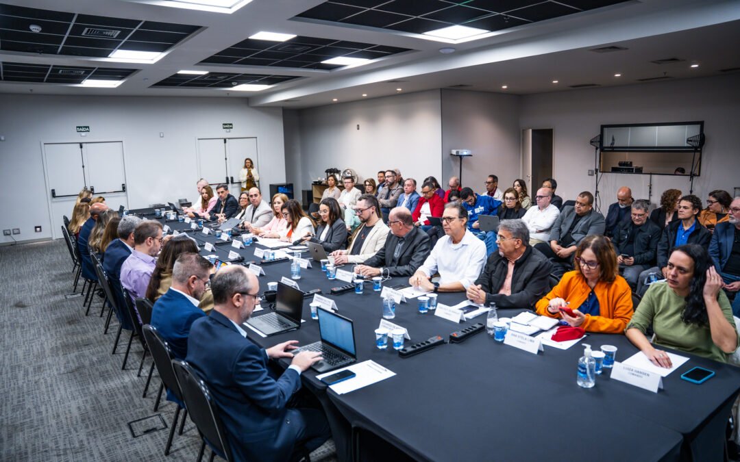 Negociação com a Fenaban: categoria bancária cobra aumento real e reposta para a pauta de saúde