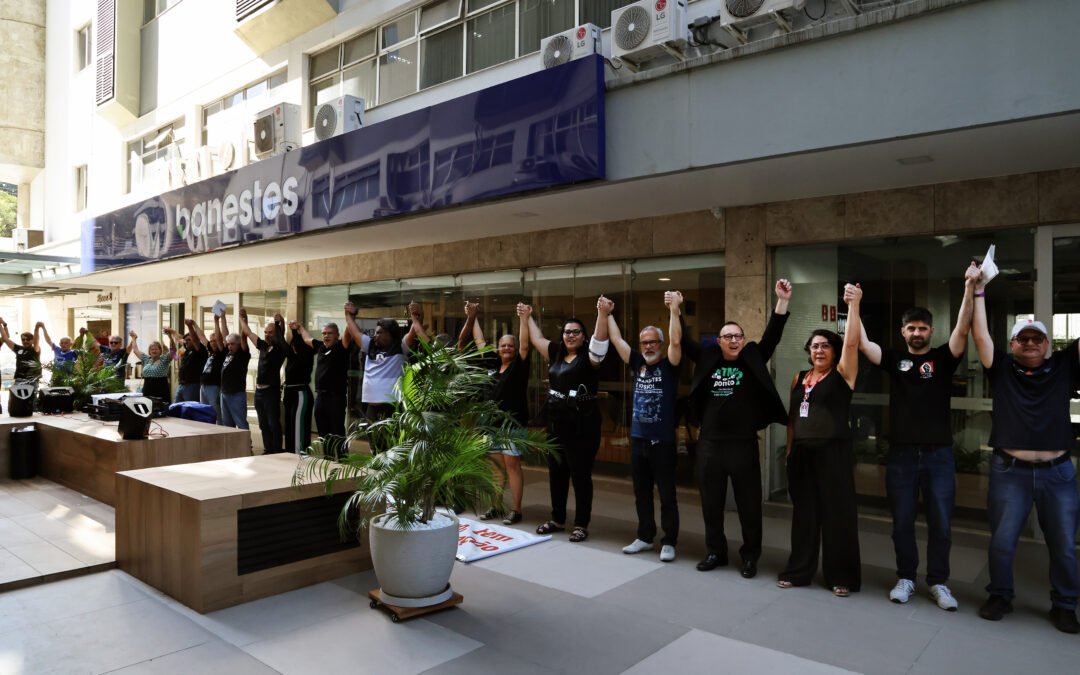 Dia de mobilização no Banestes: banestianos cobram proposta