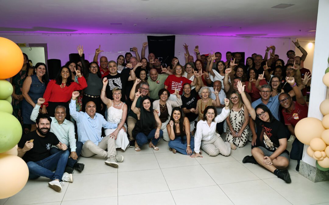 Bancários e bancárias de Colatina celebram dia da categoria