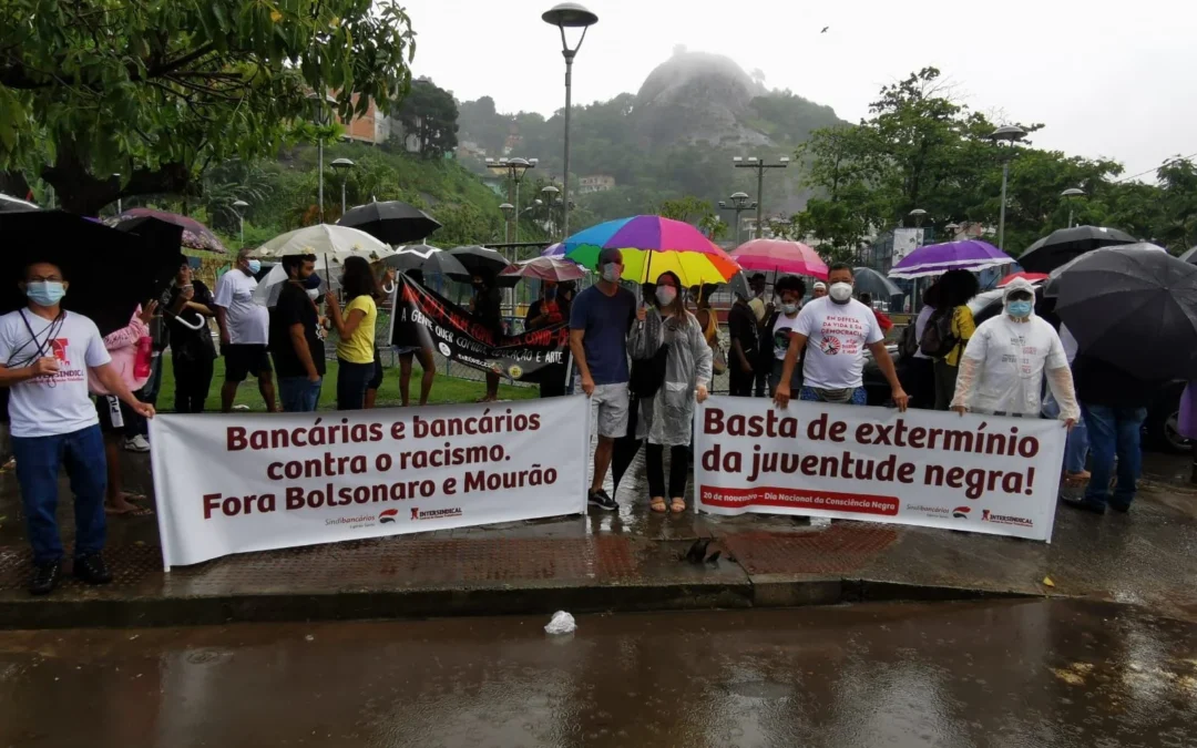 Basta de racismo! Marcha contra o extermínio da juventude negra ocupa as ruas de Gurigica, em Vitória
