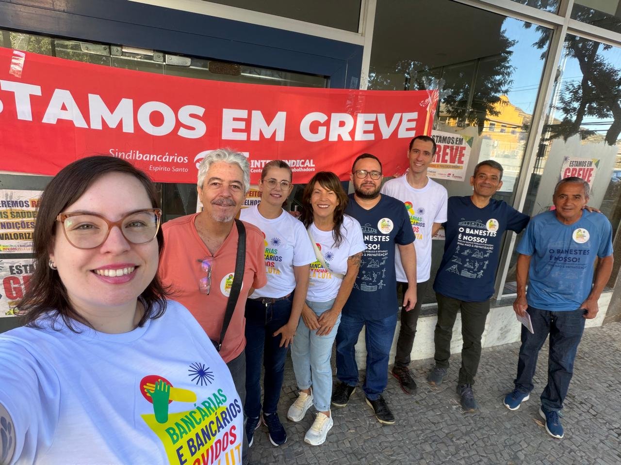 Bancários paralisam atividades no ES