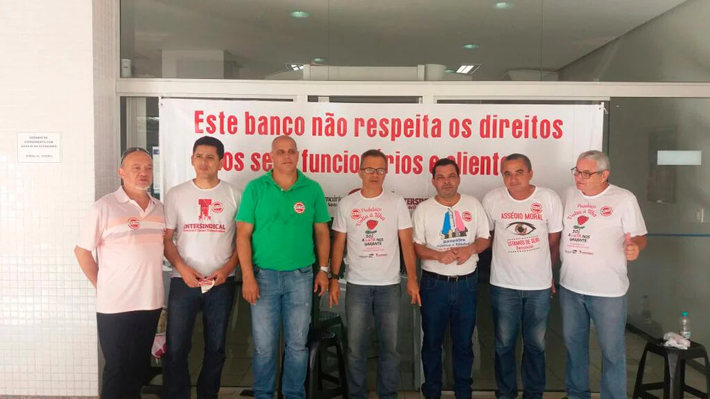 Ação sindical no Banestes de Barra de São Francisco denuncia péssimas condições de trabalho