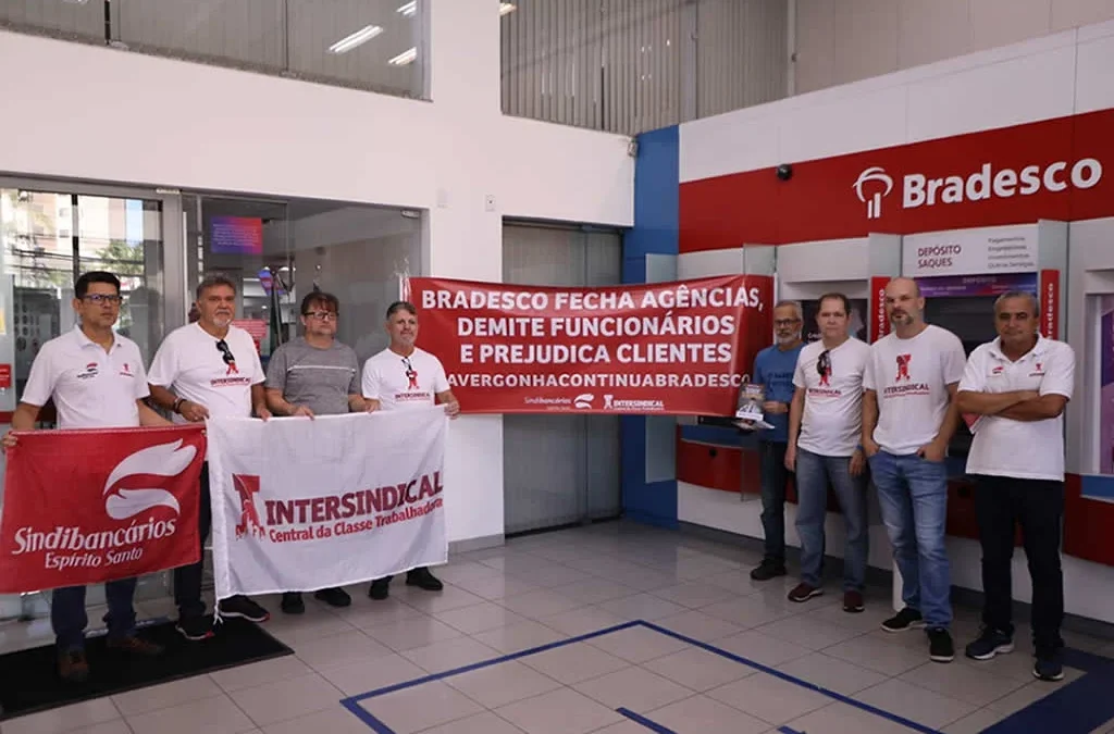 Sindicato faz ação contra demissões e fechamento de agências do Bradesco