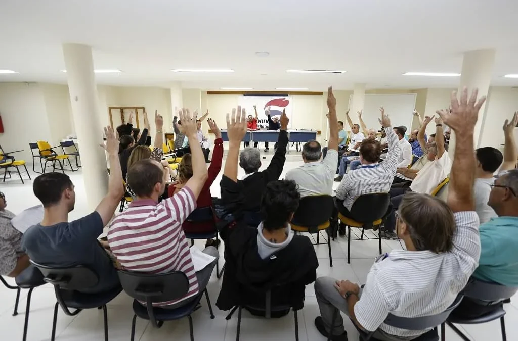 Bancário: venha eleger os delegados ao Congresso da Intersindical