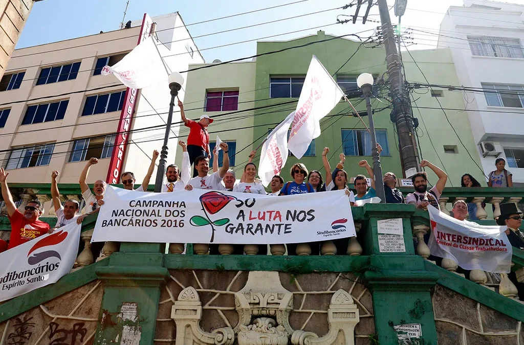 Sindibancários/ES completa 87 anos e celebra a história de luta dos bancários e bancárias capixabas
