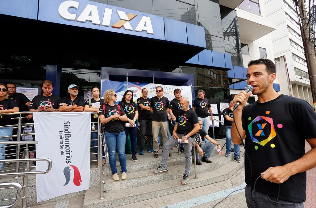 Após mobilização nacional, votação de mudança no estatuto da Caixa é adiada