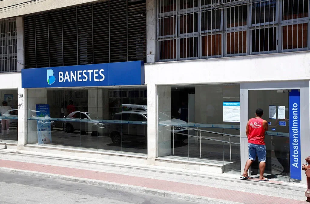Sindicato cobra informações sobre fechamento de agência