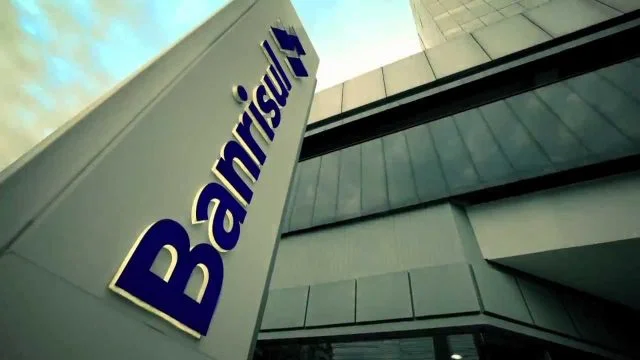Banrisul suspende atendimento em Santa Catarina