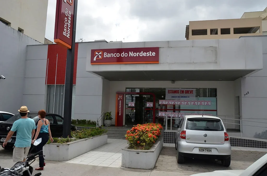 BNB aceita parcelar pagamento do banco de horas negativa