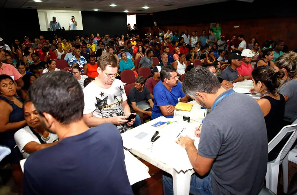 Caixa: 10 dias de tormento para atendimento a saques do FGTS em Viana