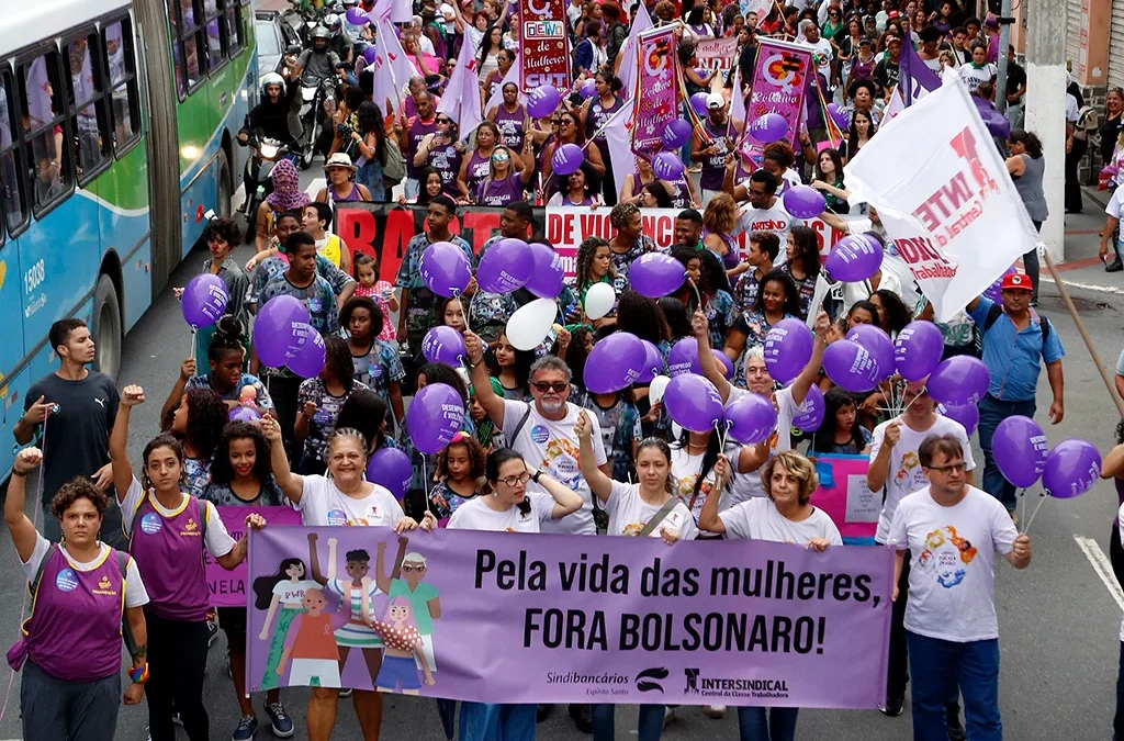 Pela vida das mulheres, fora Bolsonaro!