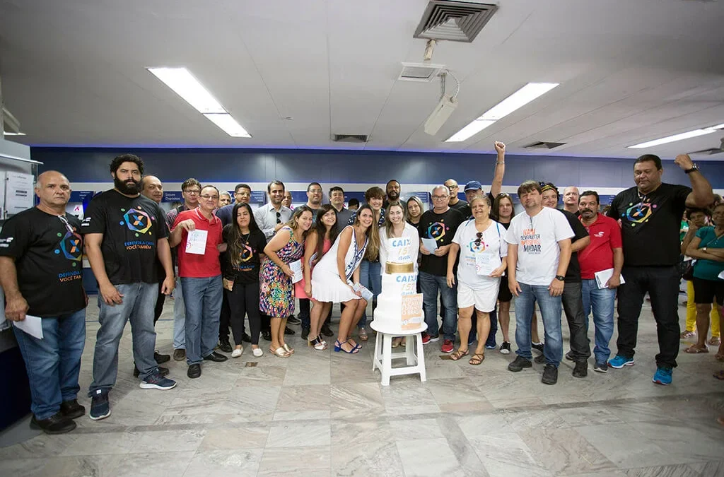 Sindicato celebra 157 anos da Caixa e aponta desafios para manter o banco 100% público