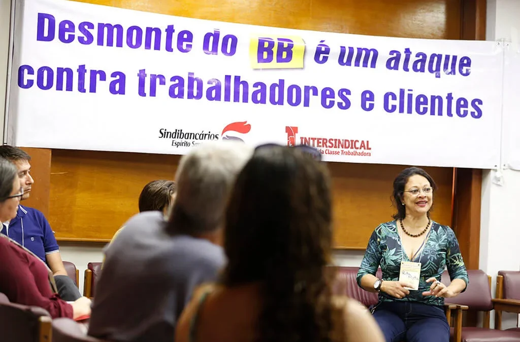 Bancários do BB debatem conjuntura nacional, Cassi, Previ e condições de trabalho