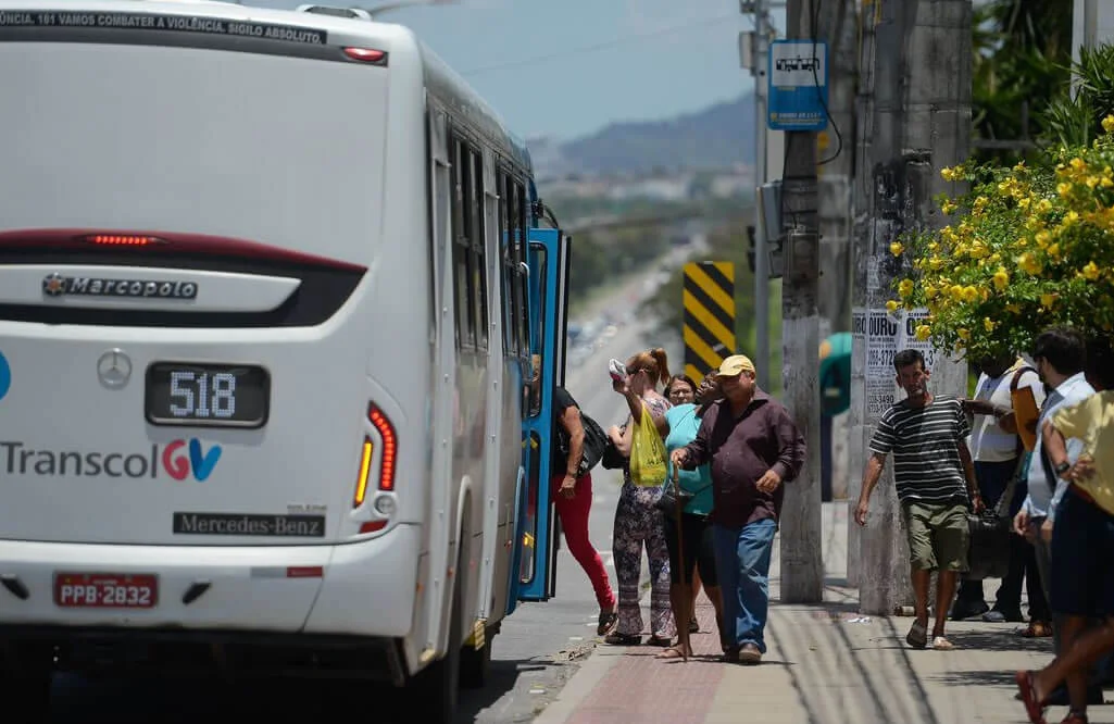 Governo do ES impõe quarentena a casos de síndromes gripais