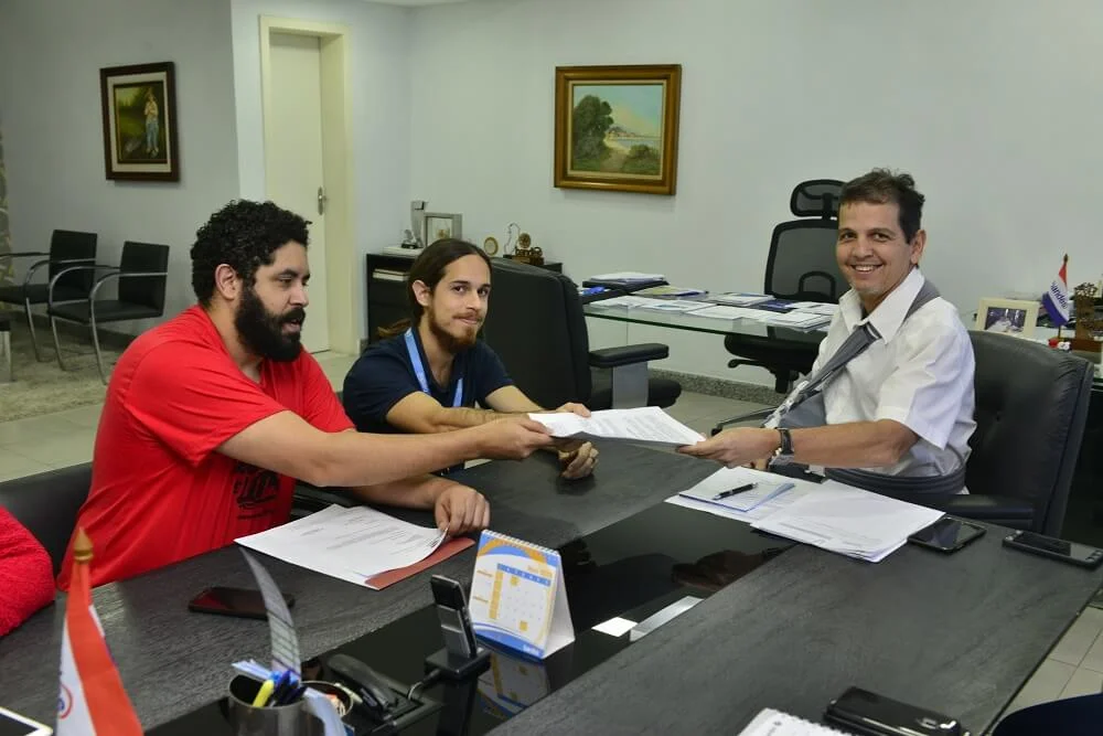 Sindibancários entrega minuta ao Bandes