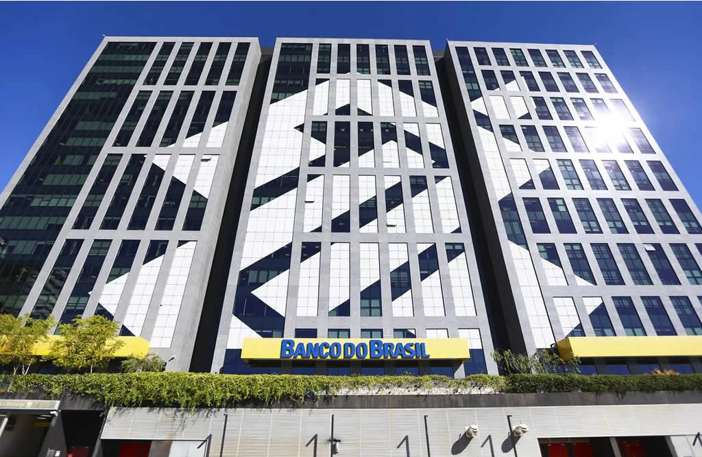 BB reedita texto mas instrução normativa continua criminalizando trabalhadores