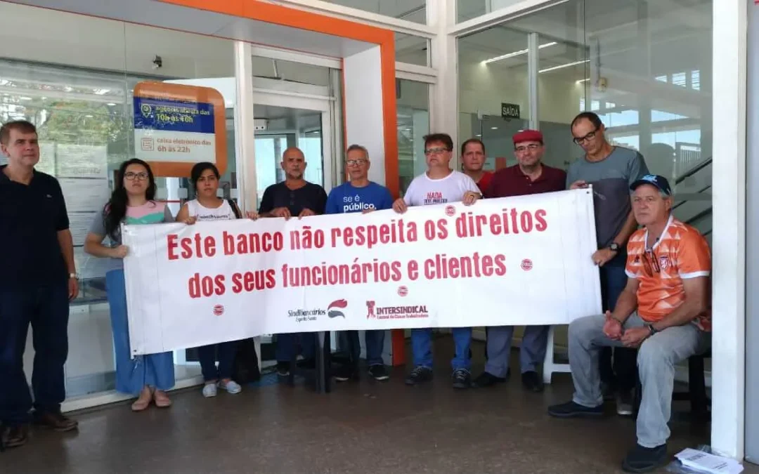 Itaú ignora escassez de empregados e lança PDV