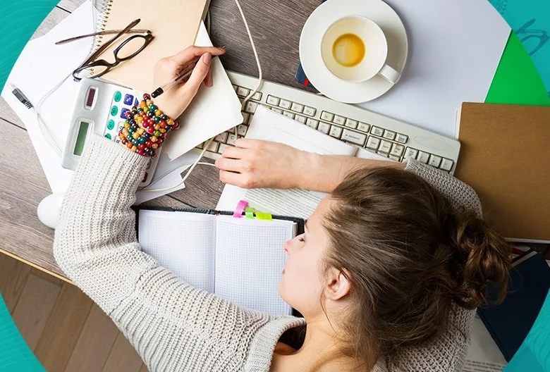 Sobrecarga gera insatisfação e adoecimento emocional em mulheres, diz estudo