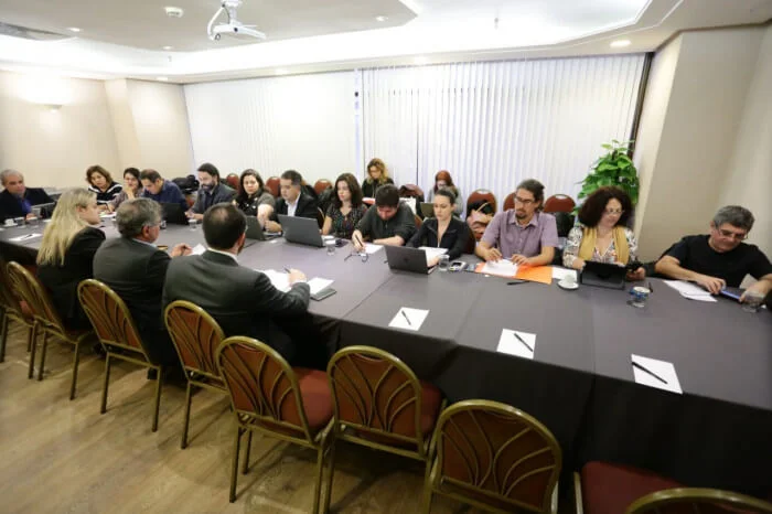 BB apresenta redação de cláusulas do acordo e negociação continua