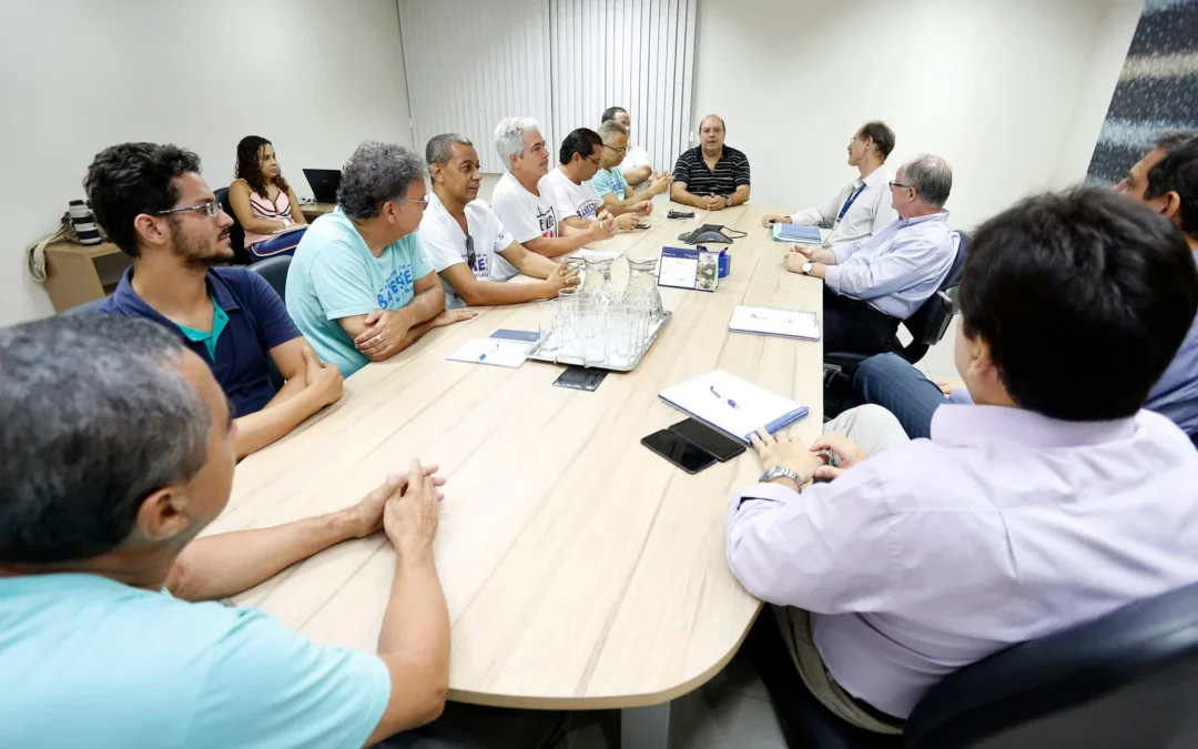 Sindicato se reúne com novo presidente do Banestes