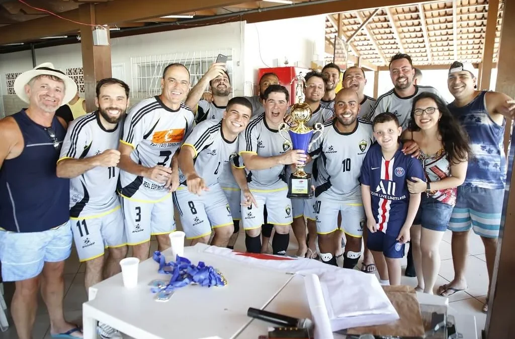 Time do Santander vence torneio soçaite pela 14º vez